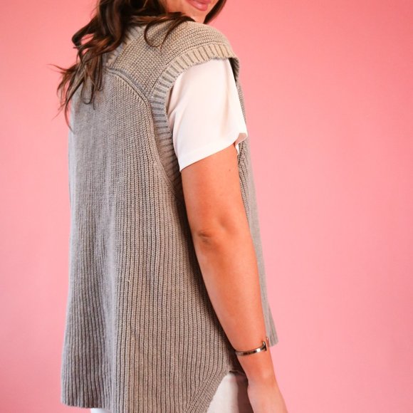 Day Dreamer Sweater Vest - Picture 6 of 6